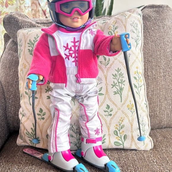 American Girl‎ Ski Bundle - Picture 2 of 3